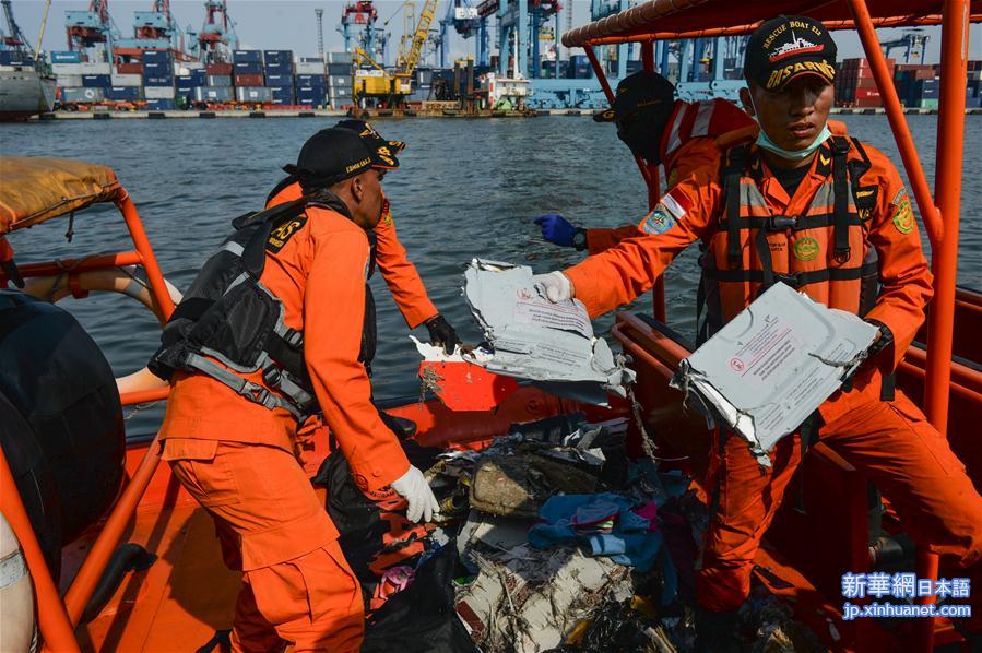 （国际）（3）印尼全力搜救失事客机 尚未发现幸存者