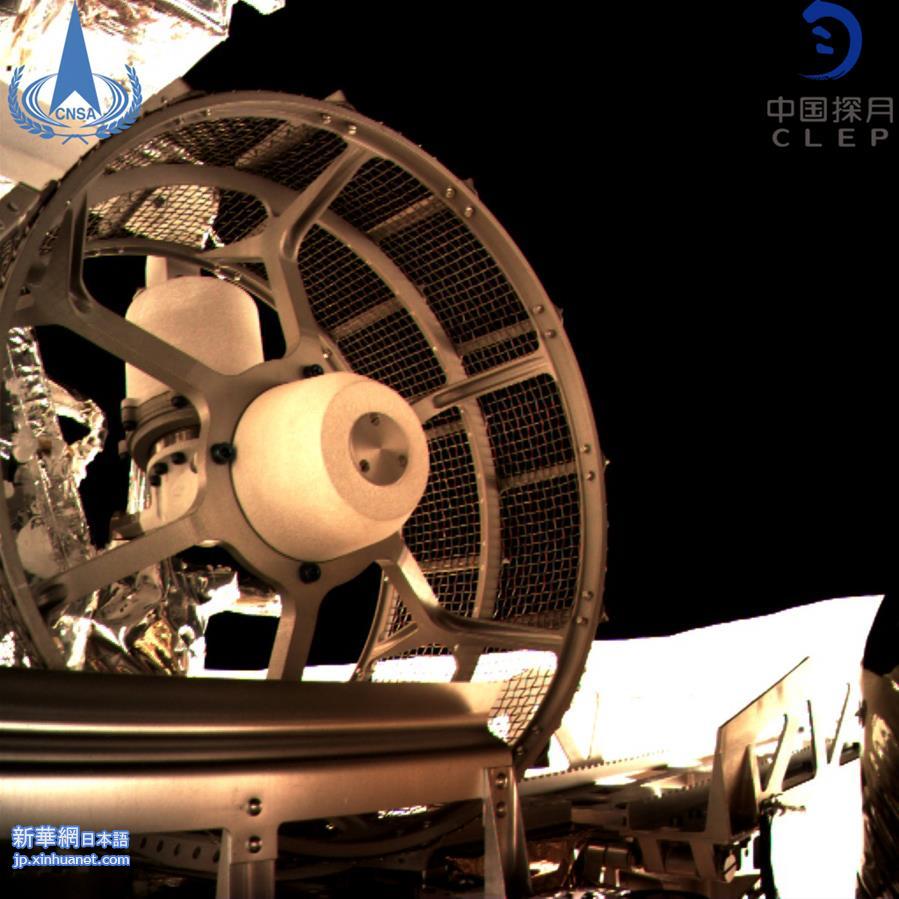 （图文互动）（2）嫦娥四号着陆器与巡视器成功分离 玉兔二号顺利驶抵月背