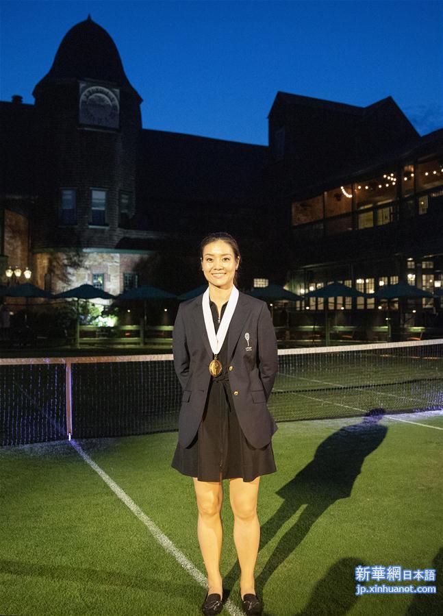 （体育）（4）网球——李娜正式进入国际网球名人堂