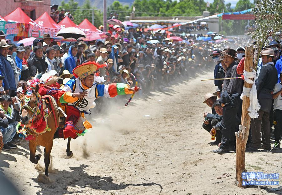 （体育）（3）拉萨河谷举行传统赛马活动