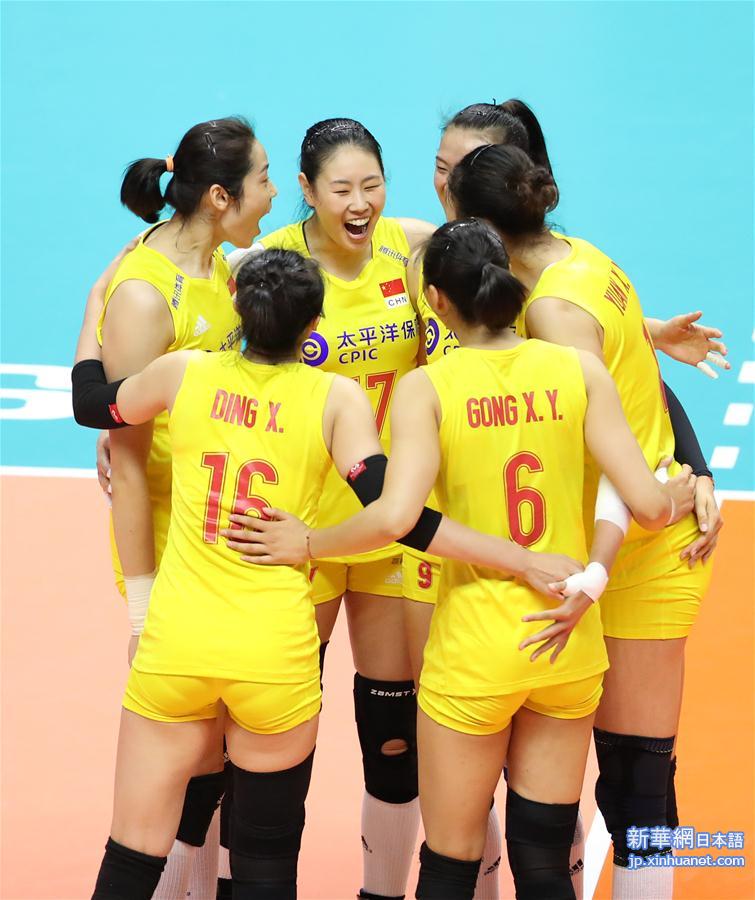 （体育）（1）排球——女排世界杯：中国队战胜美国队 