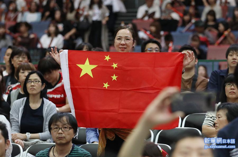 （体育）（21）排球——女排世界杯：中国队战胜塞尔维亚队