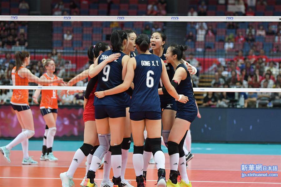 （体育）（8）排球——女排世界杯：中国队胜荷兰队