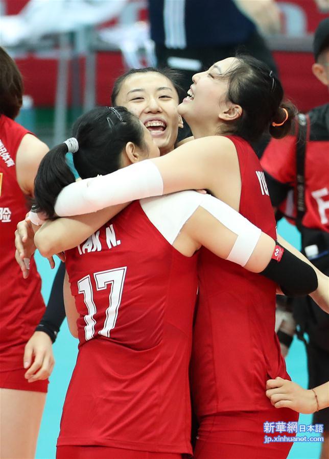 （体育）（37）排球——女排世界杯：中国队十一连胜 成功卫冕