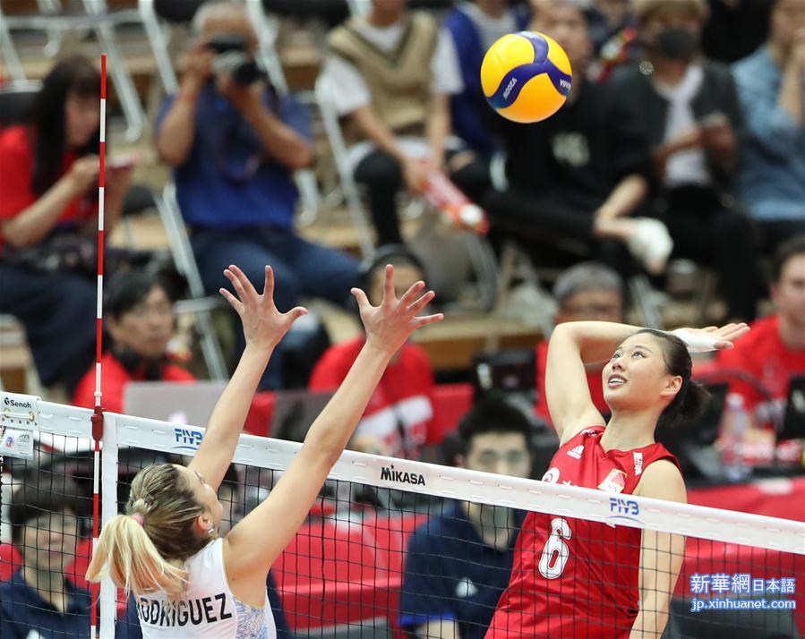 （体育）（38）排球——女排世界杯：中国队十一连胜 成功卫冕