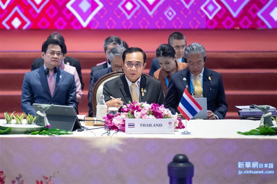 （国际）（2）第35届东盟峰会举行全体会议