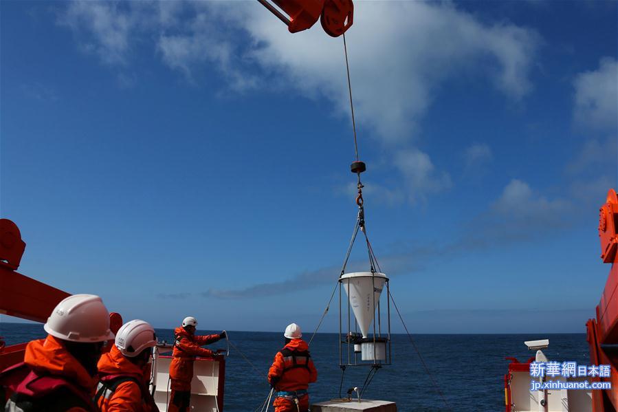 （“雪龙”探南极·图文互动）（2）中国首次在南极宇航员海开展海洋生态调查