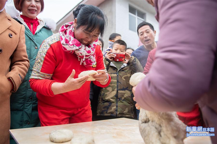 （新春走基层）（5）湖南辰溪：农民趣味运动会迎新年