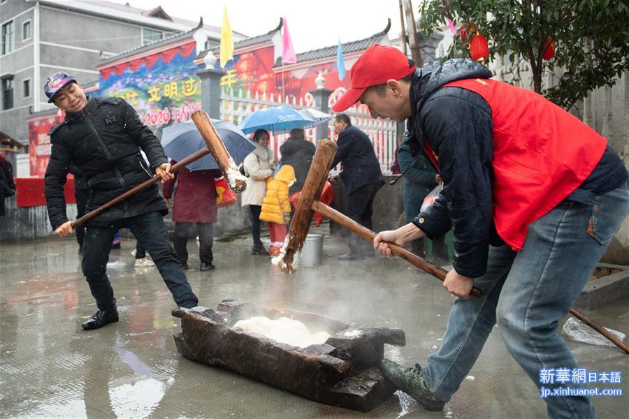 （新春走基层）（2）湖南辰溪：乡村联欢会迎新春