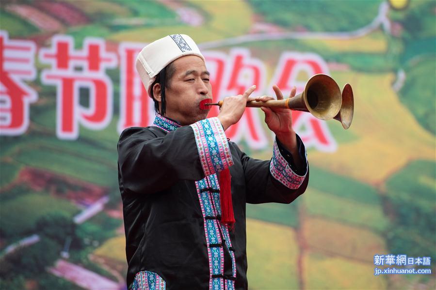 （新春走基层）（7）湖南辰溪：乡村联欢会迎新春