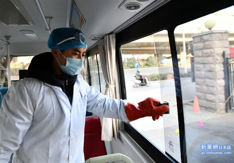 （聚焦疫情防控）（1）济南公交加强卫生防疫保障运营