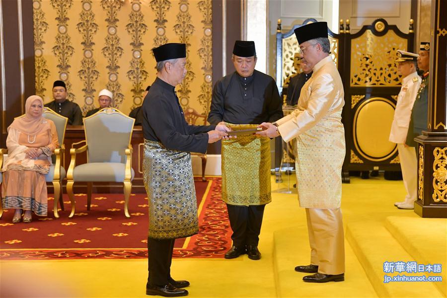 （国际）（1）毛希丁宣誓就任马来西亚总理