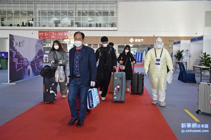 （聚焦疫情防控）（12）探访北京新国展入境人员转运集散地