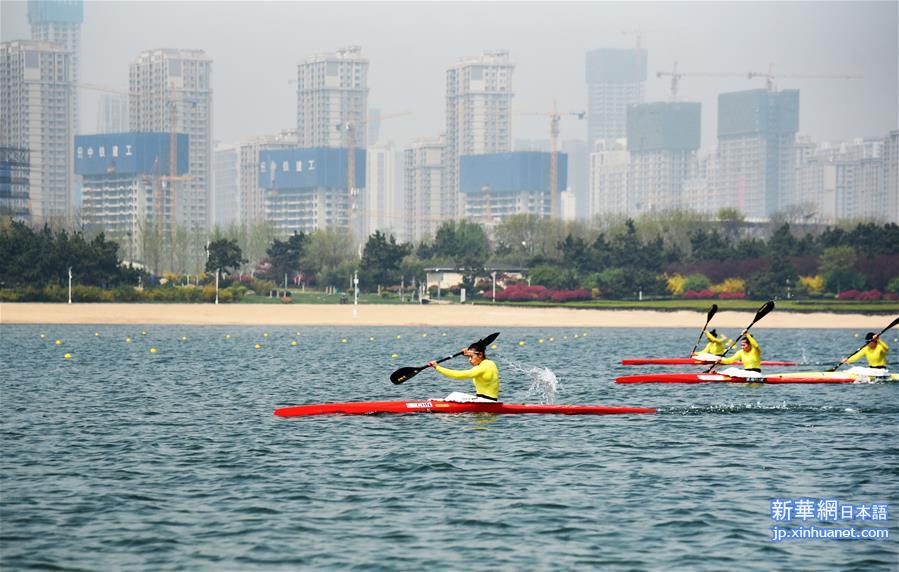（体育）（3）中国赛艇队、皮划艇队转场日照备战奥运