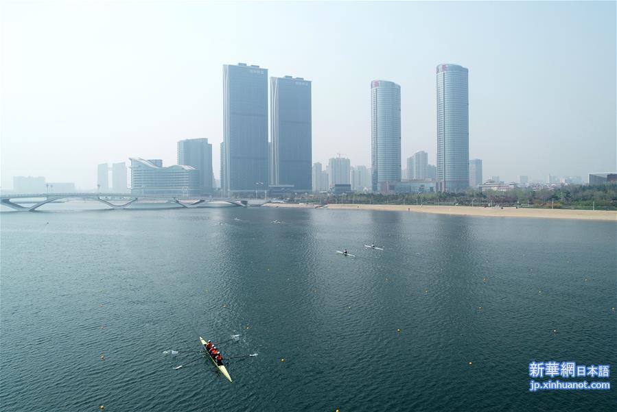 （体育）（12）中国赛艇队、皮划艇队转场日照备战奥运