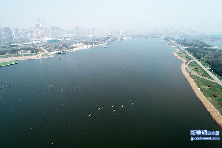 （体育）（14）中国赛艇队、皮划艇队转场日照备战奥运