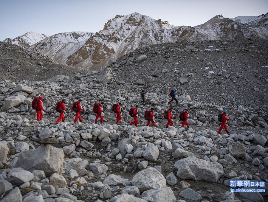 （2020珠峰高程测量）（2）2020珠峰高程测量登山队全体队员安全返回大本营