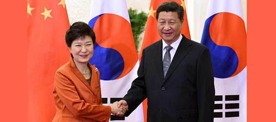 習近平主席は韓国の朴槿恵大統領と会見