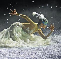 楊麗萍の「孔雀の冬」、天津で上演