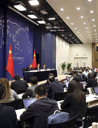 第２回「一帯一路」国際協力サミットフォーラムの記者説明会開催　中国外交部