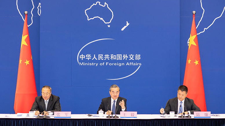 第２回「一帯一路」国際協力サミットフォーラムの記者説明会開催　中国外交部