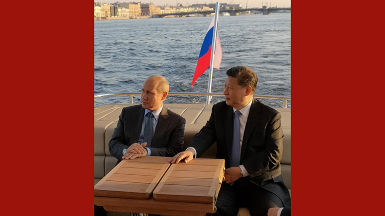 習近平主席、プーチン大統領と再会談　サンクトペテルブルク
