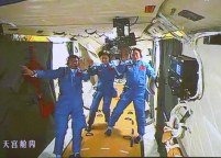 神舟9号打ち上げ　中国初の有人宇宙ドッキング実験