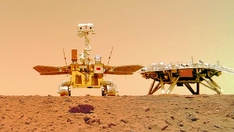 中国、火星探査機「天問１号」着陸後の画像第１陣を公開
