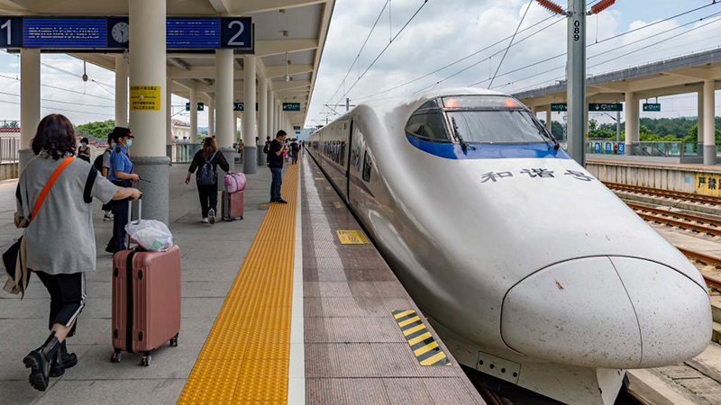 中国の鉄道が夏季輸送態勢に　旅客数７億５千万人の見通し