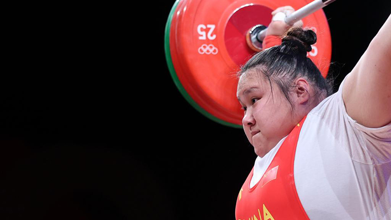 重量挙げ女子８７キロ超級、中国の李雯雯が金メダル　東京五輪