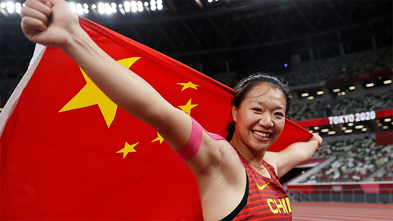 陸上女子やり投げ、中国の劉詩穎が金メダル　東京五輪