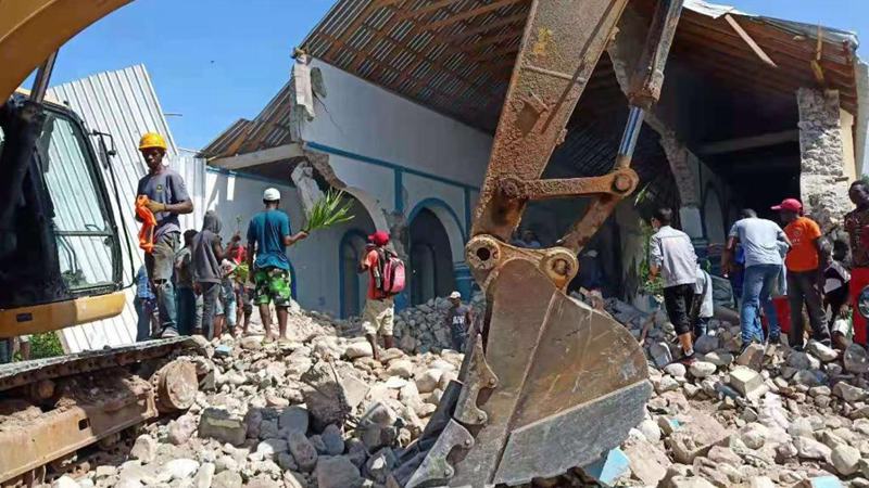 ハイチでＭ７・２の地震　死者１２９７人に