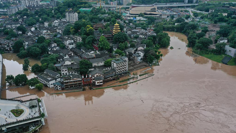 重慶市、水害防止緊急対応レベルを引き上げ　嘉陵江の警戒水位超えで