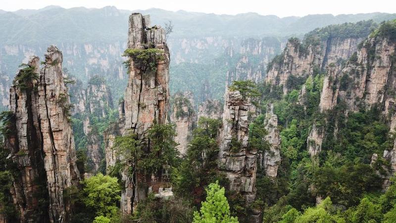 空から見た世界自然遺産「武陵源」　湖南省張家界市
