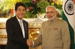 日本とインド、首脳会談を行い