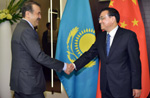李克強総理、カザフスタンのマシモフ首相と会見