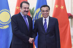 李克強総理はカザフスタンのマシモフ首相と会見