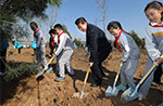 共産党と国家の指導者が首都義務植樹イベントに参加