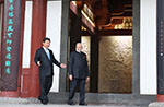 習近平主席はインドのモディ首相と共に西安を参観