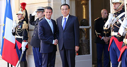 李克強総理はフランスのヴァルス首相と会談