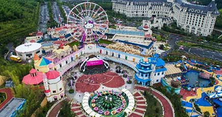 中国初のハローキティのテーマパークがオープン