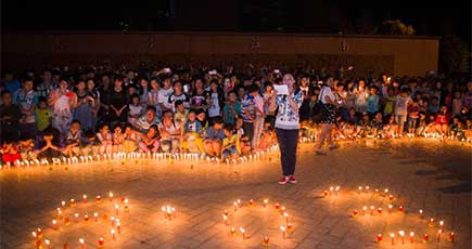 鲁甸地震の被災地で1周年追悼イベント　雲南省