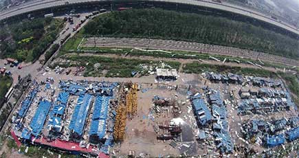 天津爆発現場の航空写真