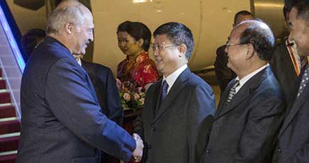 ベラルーシのルカシェンコ大統領、北京に到着
