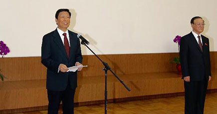 朝鮮大使館の労働党70周年行事に出席　李源潮国家副主席