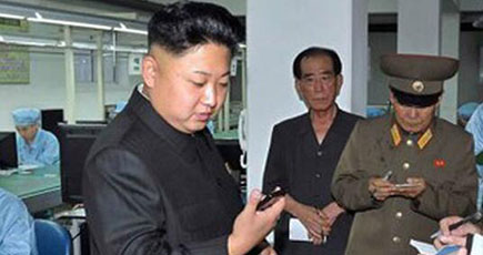 金正恩氏はスマートフォンを使っている　朝鮮の携帯ユーザーが急増
