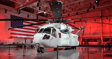 米国の大型輸送ヘリCH-53K　試作2号機が初飛行