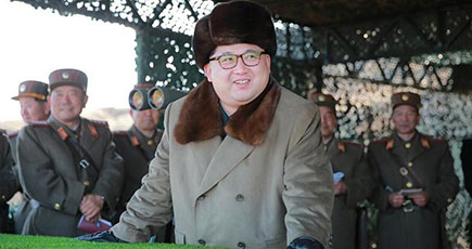 金正恩氏、朝鮮人民軍の上陸・対上陸演習を指導