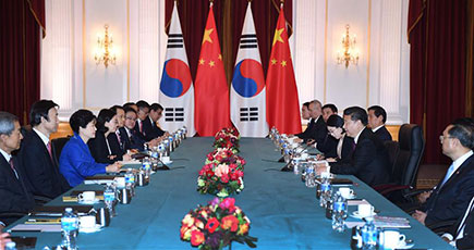 習近平主席が韓国のパククネ大統領と会見