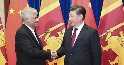 習近平主席がスリランカのウィクラマシンハ首相と会見